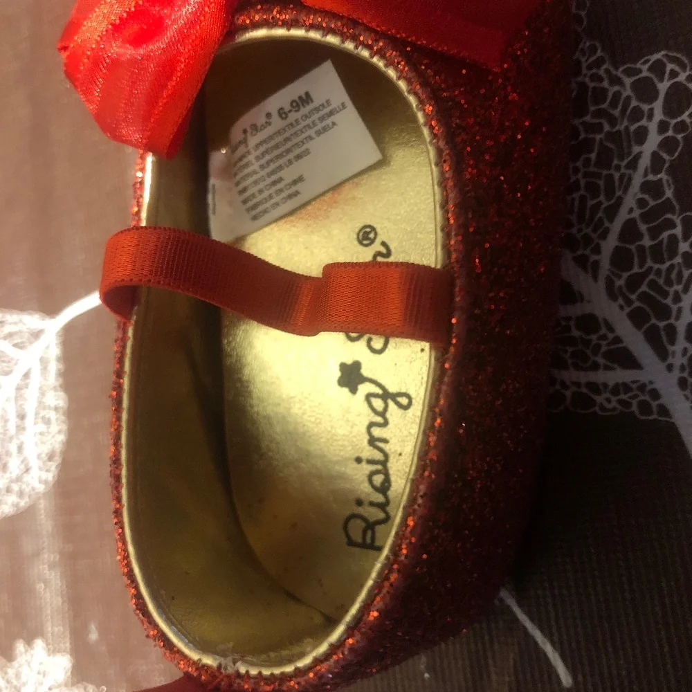 Rising Star infant red Glitter Soft shoe Size 6-9M NWOT